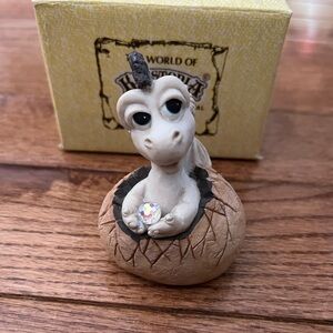 Poffles the Dragon Figurine – The World of Krystonia Fantasy Collectible